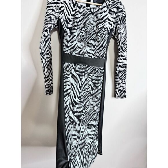 Y2K Kardashian Kollection Long Sleeve zebra Printed sheath Dress S - Picture 7 of 7